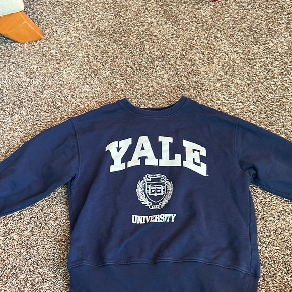 Blue Zara Yale university sweatshirt for kids 11 12